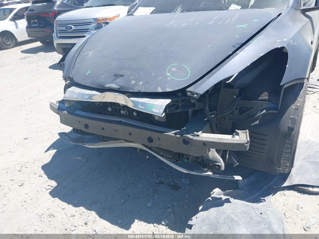 Auction sale of the 2022 Tesla Model Y Performance Dual Motor All-wheel Drive, vin: 7SAYGDEF7NF465132, lot number: 45101762