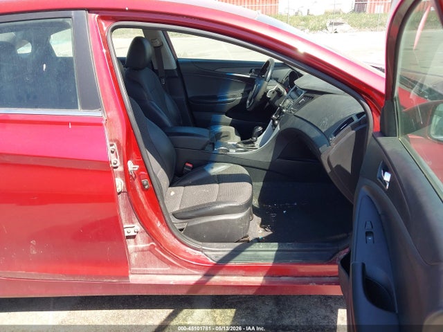 45101781 :رقم المزاد ، 5NPEC4AC4BH266415 vin ، 2011 Hyundai Sonata Se مزاد بيع