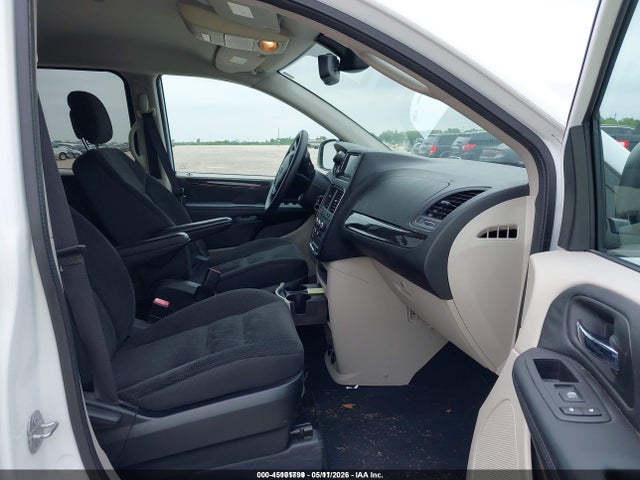 2C4RDGBG1JR296572 Dodge Grand Caravan Se