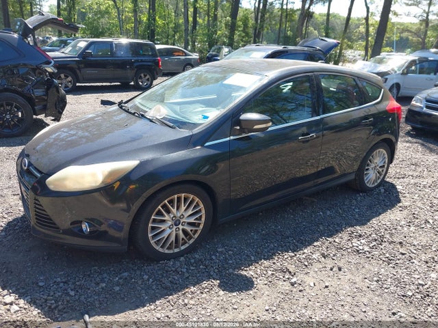 Продажа на аукционе авто 2014 Ford Focus Titanium, vin: 1FADP3N24EL403340, номер лота: 45101830