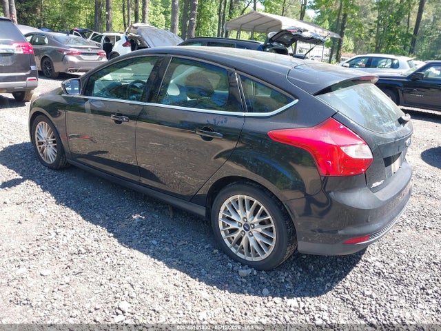 Продажа на аукционе авто 2014 Ford Focus Titanium, vin: 1FADP3N24EL403340, номер лота: 45101830