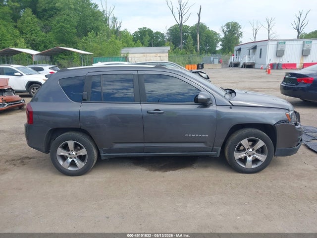 45101832 :رقم المزاد ، 1C4NJDEB4HD100532 vin ، 2017 Jeep Compass High Altitude 4x4 مزاد بيع