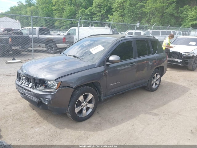45101832 :رقم المزاد ، 1C4NJDEB4HD100532 vin ، 2017 Jeep Compass High Altitude 4x4 مزاد بيع