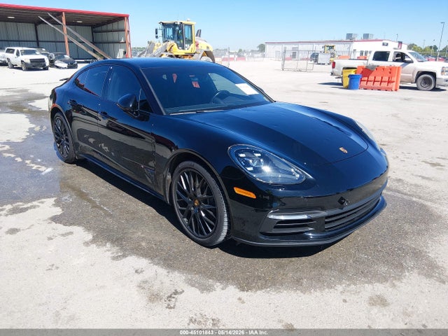 45101843 :رقم المزاد ، WP0AA2A76JL115260 vin ، 2018 Porsche Panamera 4 مزاد بيع