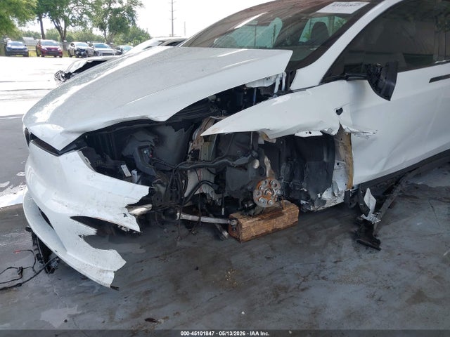 Продаж на аукціоні авто 2024 Tesla Model X Long Range, vin: 7SAXCDE54RF458515, номер лоту: 45101847