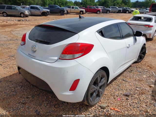 Продаж на аукціоні авто 2017 Hyundai Veloster Value Edition, vin: KMHTC6AD1HU319576, номер лоту: 45101857