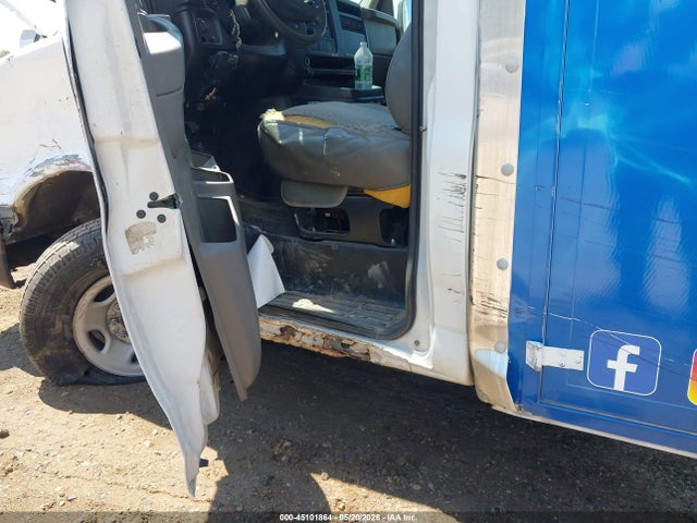 Продаж на аукціоні авто 2006 Gmc Savana Cutaway Work Van, vin: 1GDHG31U761195983, номер лоту: 45101864