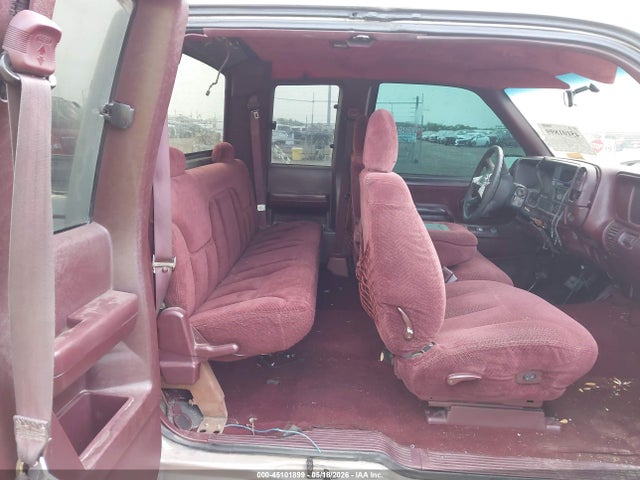 45101899 :رقم المزاد ، 2GCEC19R8W1187148 vin ، 1998 Chevrolet C1500 Fleetside مزاد بيع