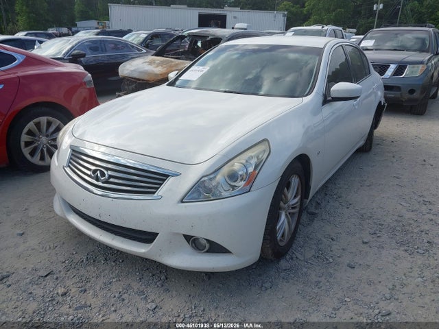 45101938 :رقم المزاد ، JN1CV6AP2FM501358 vin ، 2015 Infiniti Q40 مزاد بيع