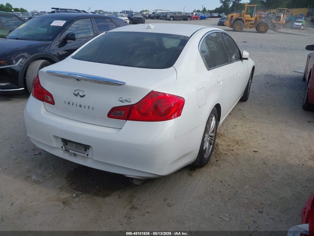45101938 :رقم المزاد ، JN1CV6AP2FM501358 vin ، 2015 Infiniti Q40 مزاد بيع