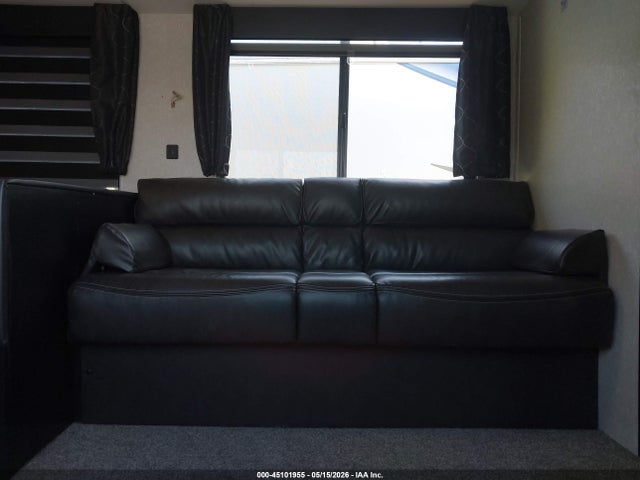 Продаж на аукціоні авто 2022 Forest River Other, vin: 4X4TCKF27NX157008, номер лоту: 45101955