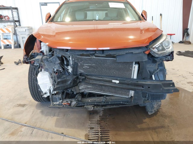 5XYZUDLB8HG473845 Hyundai Santa Fe Sport 2.4l
