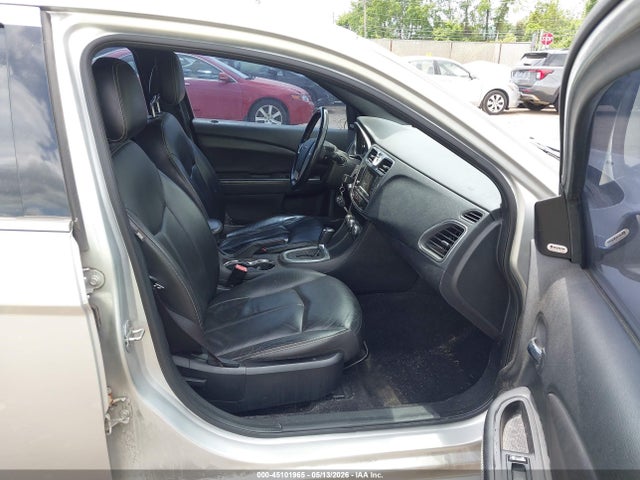 Продажа на аукционе авто 2011 Chrysler 200 Limited, vin: 1C3BC2FB3BN501088, номер лота: 45101965