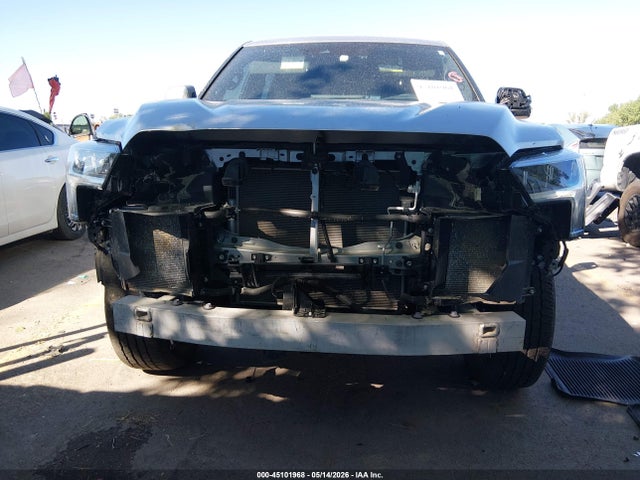 2022 Toyota Tundra Platinum მანქანა იყიდება აუქციონზე, vin: 5TFNA5EC8NX009868, აუქციონის ნომერი: 45101968