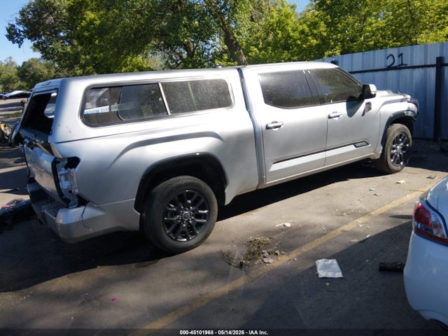 2022 Toyota Tundra Platinum მანქანა იყიდება აუქციონზე, vin: 5TFNA5EC8NX009868, აუქციონის ნომერი: 45101968