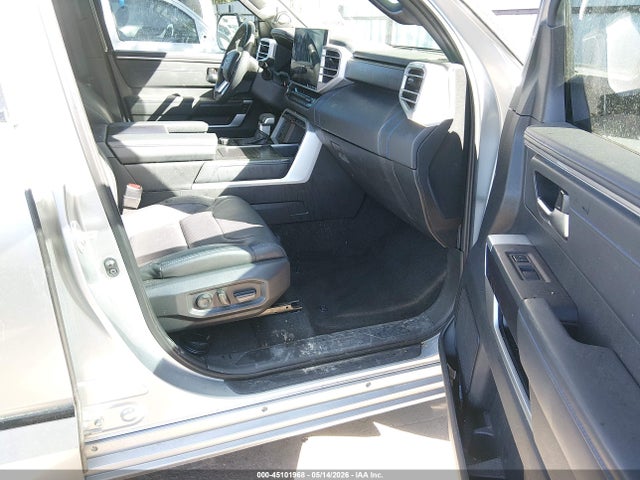 2022 Toyota Tundra Platinum მანქანა იყიდება აუქციონზე, vin: 5TFNA5EC8NX009868, აუქციონის ნომერი: 45101968