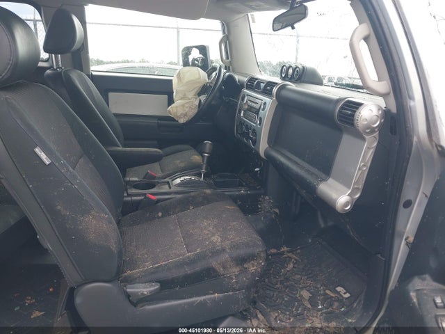 45101980 :رقم المزاد ، JTEZU11F78K005793 vin ، 2008 Toyota Fj Cruiser مزاد بيع