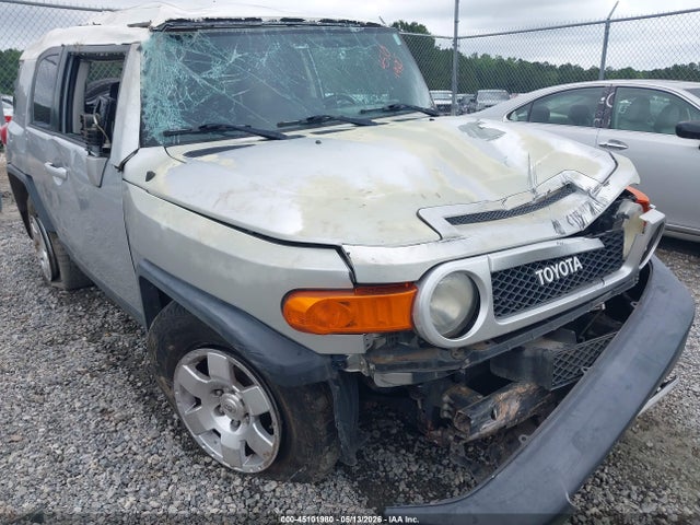 45101980 :رقم المزاد ، JTEZU11F78K005793 vin ، 2008 Toyota Fj Cruiser مزاد بيع