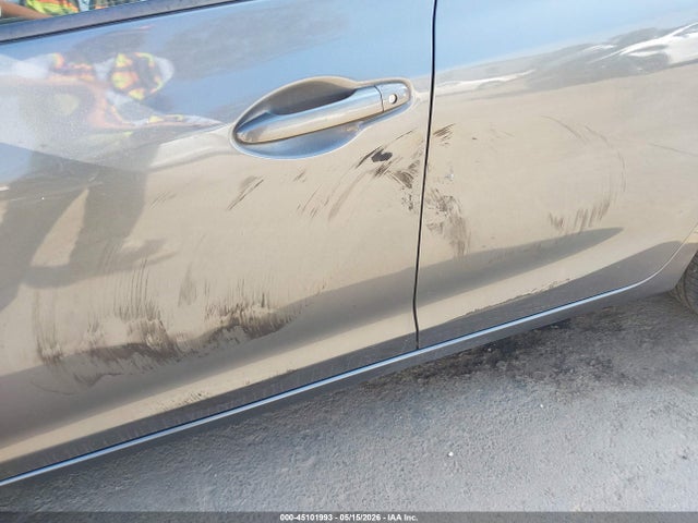 45101993 :رقم المزاد ، 19XFB2F8XDE243406 vin ، 2013 Honda Civic Ex مزاد بيع