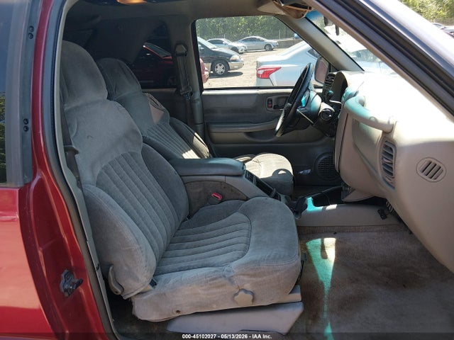 Продаж на аукціоні авто 2000 Chevrolet Blazer Ls, vin: 1GNCS18W2YK226148, номер лоту: 45102027