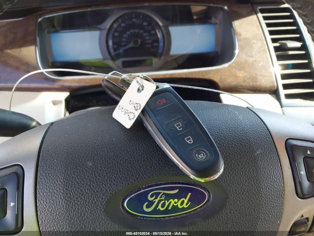 2015 Ford Taurus Limited მანქანა იყიდება აუქციონზე, vin: 1FAHP2F81FG101772, აუქციონის ნომერი: 45102034