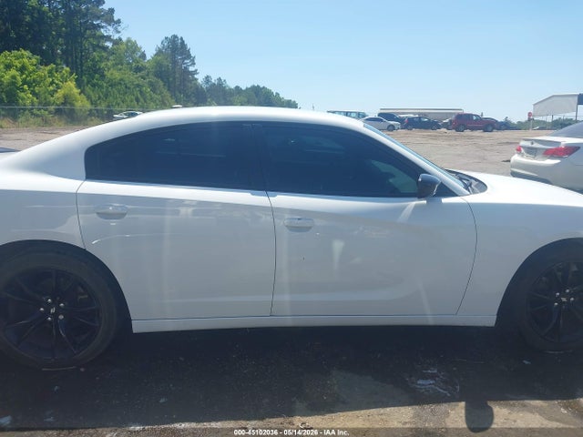 45102036 :رقم المزاد ، 2C3CDXBG2JH335525 vin ، 2018 Dodge Charger Sxt Rwd مزاد بيع
