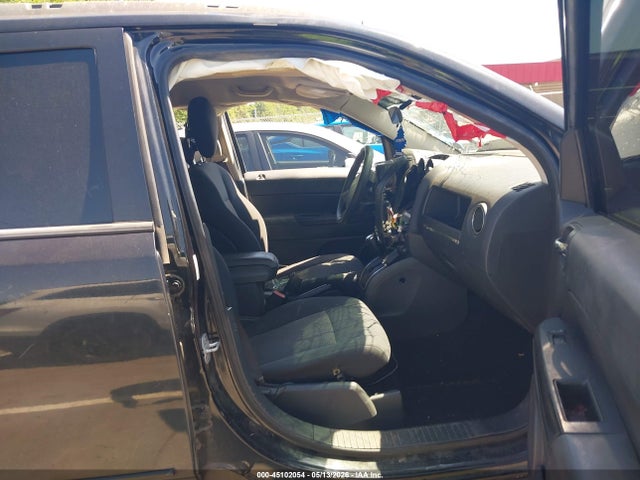 2010 Jeep Compass Sport მანქანა იყიდება აუქციონზე, vin: 1J4NT4FB8AD591700, აუქციონის ნომერი: 45102054