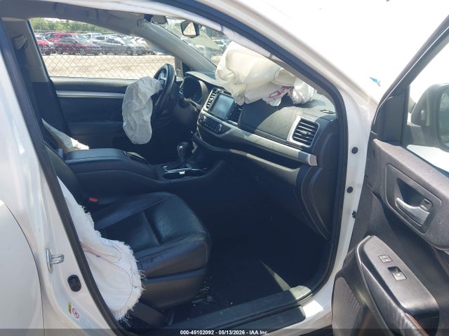 5TDKKRFH0FS058698 Toyota Highlander Xle V6
