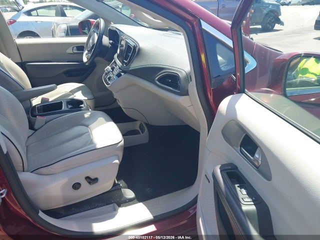 45102117 :رقم المزاد ، 2C4RC1N73JR365810 vin ، 2018 Chrysler Pacifica Hybrid Limited مزاد بيع