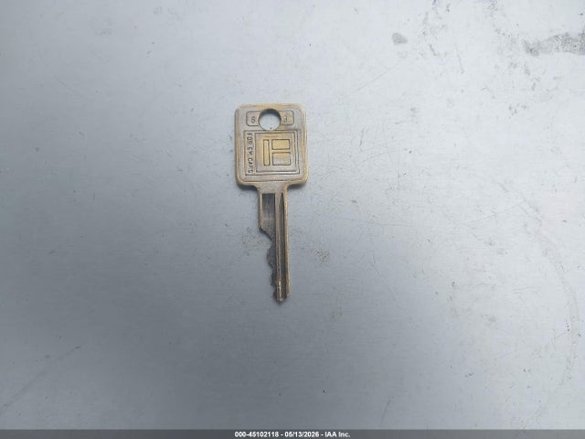 45102118 :رقم المزاد ، 1GCGC24M0CF356108 vin ، 1982 Chevrolet C20 مزاد بيع