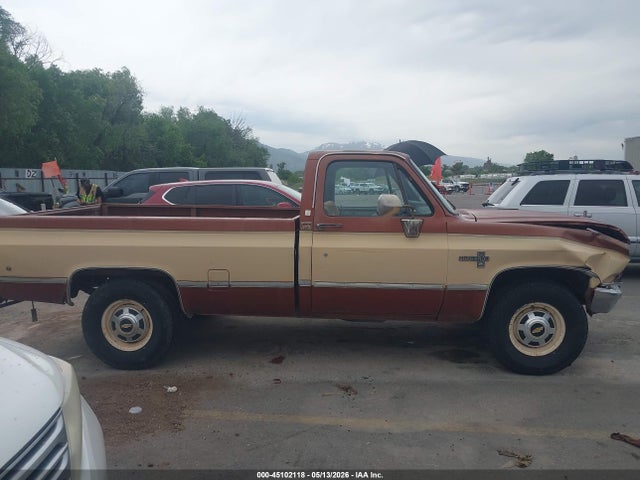 45102118 :رقم المزاد ، 1GCGC24M0CF356108 vin ، 1982 Chevrolet C20 مزاد بيع