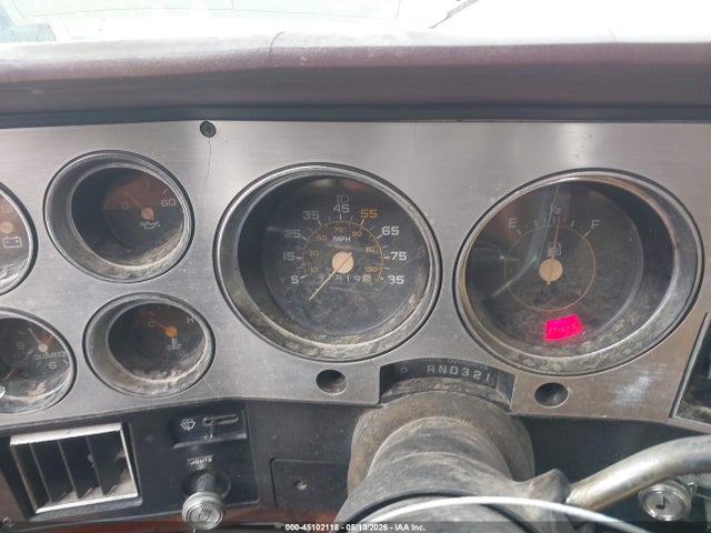 45102118 :رقم المزاد ، 1GCGC24M0CF356108 vin ، 1982 Chevrolet C20 مزاد بيع