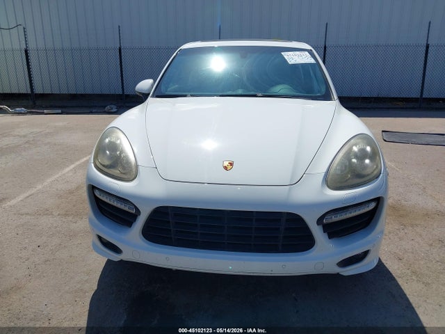 Продаж на аукціоні авто 2013 Porsche Cayenne Gts, vin: WP1AD2A28DLA75407, номер лоту: 45102123