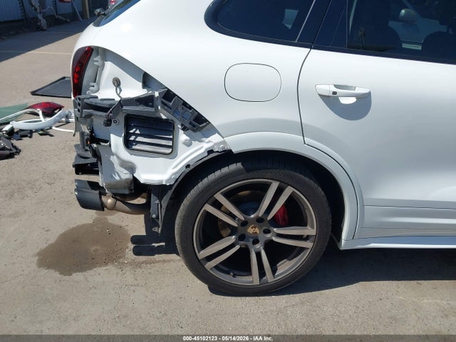 Продаж на аукціоні авто 2013 Porsche Cayenne Gts, vin: WP1AD2A28DLA75407, номер лоту: 45102123