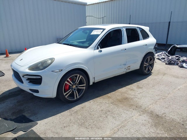 Продаж на аукціоні авто 2013 Porsche Cayenne Gts, vin: WP1AD2A28DLA75407, номер лоту: 45102123