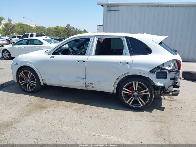 Продаж на аукціоні авто 2013 Porsche Cayenne Gts, vin: WP1AD2A28DLA75407, номер лоту: 45102123