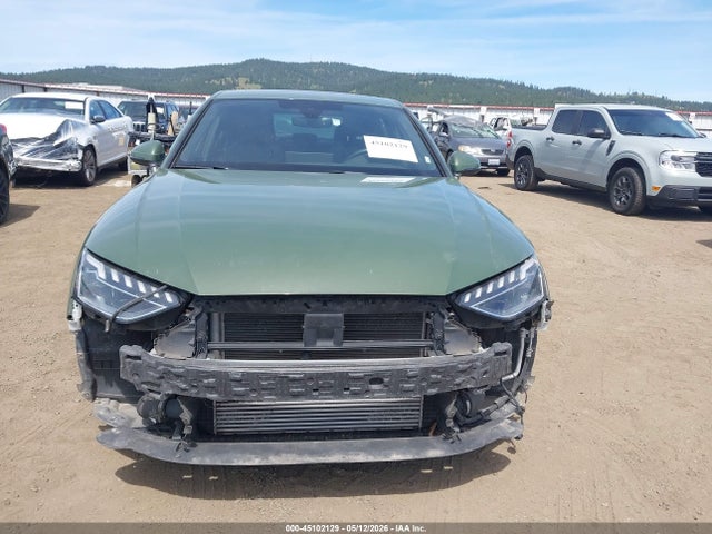 2024 Audi A4 Premium Plus 45 Tfsi S Line Quattro S Tronic მანქანა იყიდება აუქციონზე, vin: WAUEAAF41RA057072, აუქციონის ნომერი: 45102129