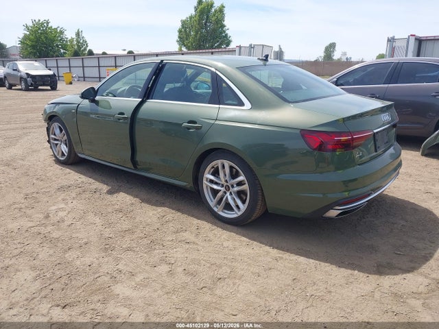 2024 Audi A4 Premium Plus 45 Tfsi S Line Quattro S Tronic მანქანა იყიდება აუქციონზე, vin: WAUEAAF41RA057072, აუქციონის ნომერი: 45102129