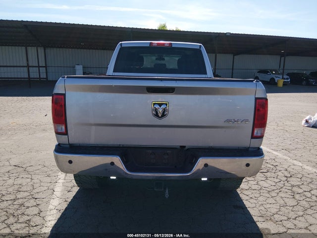 45102131 :رقم المزاد ، 3C6UR5CL0HG720911 vin ، 2017 Ram 2500 Tradesman  4x4 6'4 Box مزاد بيع