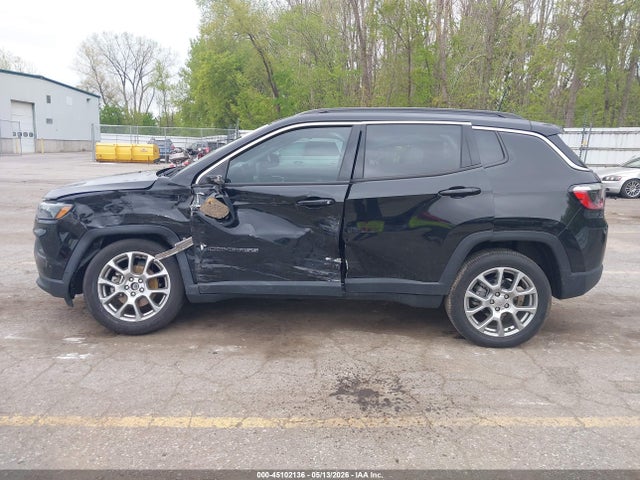 Продажа на аукционе авто 2022 Jeep Compass Latitude Lux 4x4, vin: 3C4NJDFB6NT117479, номер лота: 45102136