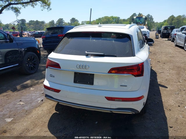 2021 Audi Q5 Premium Plus 45 Tfsi Quattro S Tronic მანქანა იყიდება აუქციონზე, vin: WA1BAAFY9M2038825, აუქციონის ნომერი: 45102174