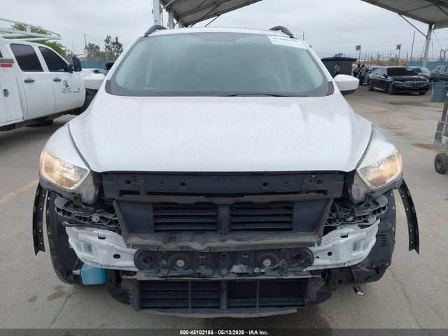 45102186 :رقم المزاد ، 1FMCU0GD6JUB86059 vin ، 2018 Ford Escape Se مزاد بيع