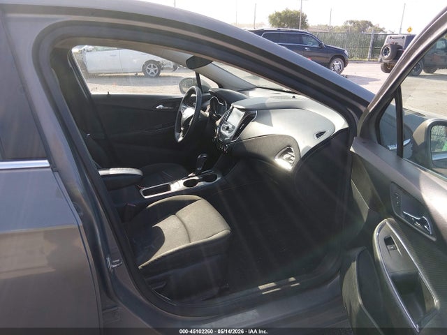 1G1BE5SM6H7207687 Chevrolet Cruze Lt Auto