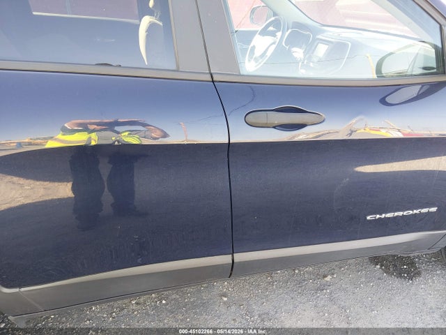 Продаж на аукціоні авто 2016 Jeep Cherokee Sport, vin: 1C4PJMAB4GW266941, номер лоту: 45102266