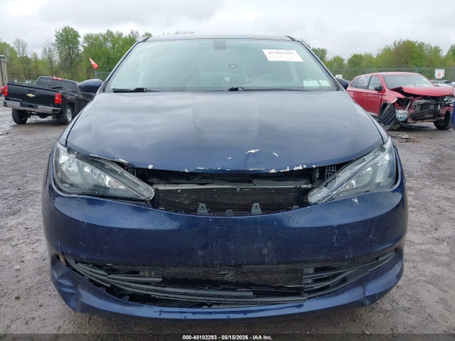 Продажа на аукционе авто 2017 Chrysler Pacifica Touring, vin: 2C4RC1DG8HR610502, номер лота: 45102293