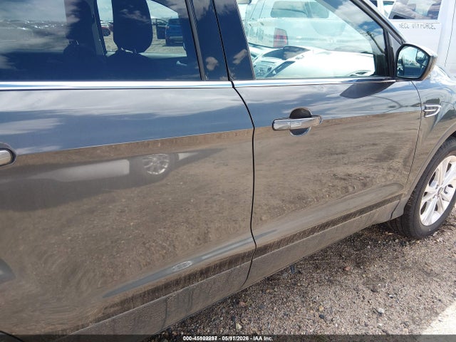 Продаж на аукціоні авто 2018 Ford Escape Se, vin: 1FMCU9GD4JUD31054, номер лоту: 45102297