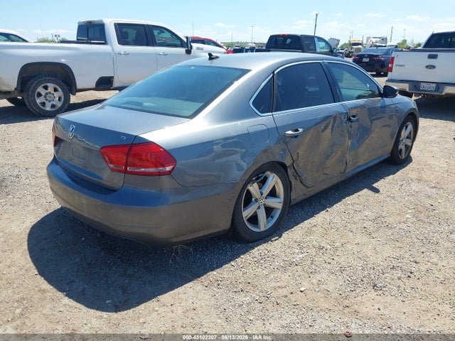 Продажа на аукционе авто 2015 Volkswagen Passat 1.8t Limited Edition, vin: 1VWAS7A33FC105913, номер лота: 45102307