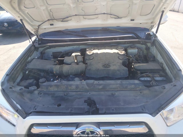 45102308 :رقم المزاد ، JTEZU5JRXD5063956 vin ، 2013 Toyota 4runner Sr5 مزاد بيع