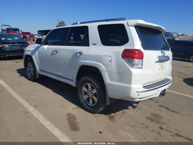45102308 :رقم المزاد ، JTEZU5JRXD5063956 vin ، 2013 Toyota 4runner Sr5 مزاد بيع