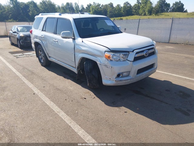 45102308 :رقم المزاد ، JTEZU5JRXD5063956 vin ، 2013 Toyota 4runner Sr5 مزاد بيع